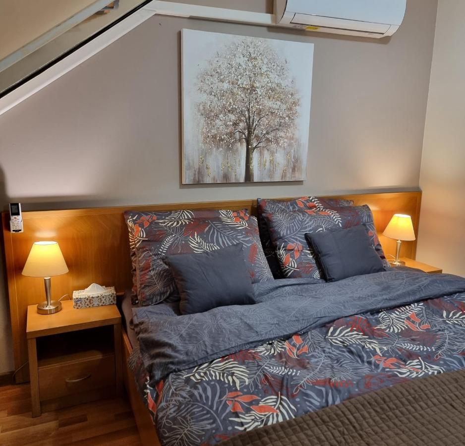 Relax Wellness Manzard Hajduszoboszlo Lägenhet Exteriör bild