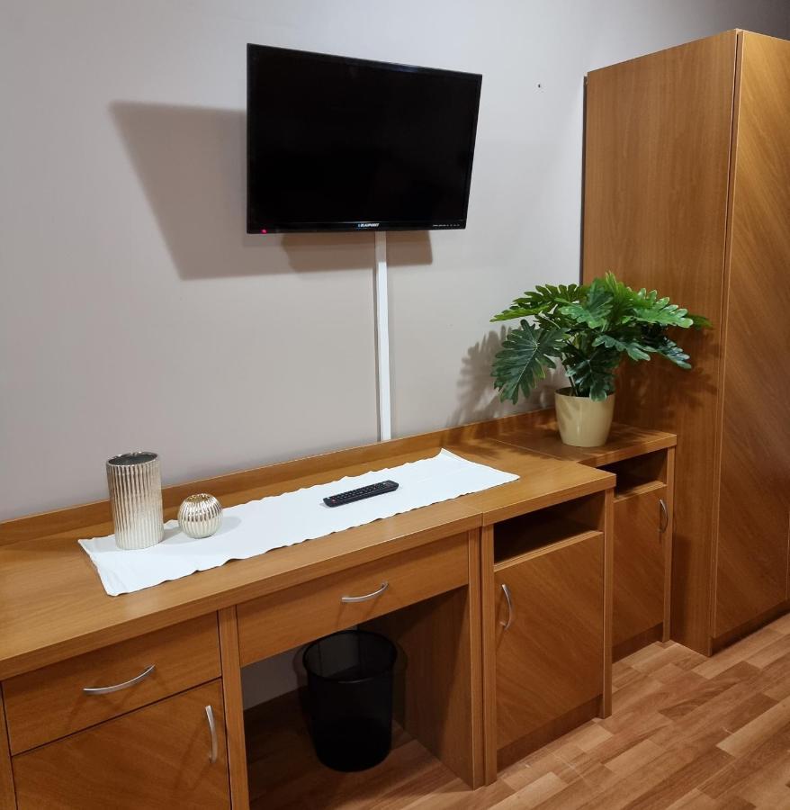 Relax Wellness Manzard Hajduszoboszlo Lägenhet Exteriör bild